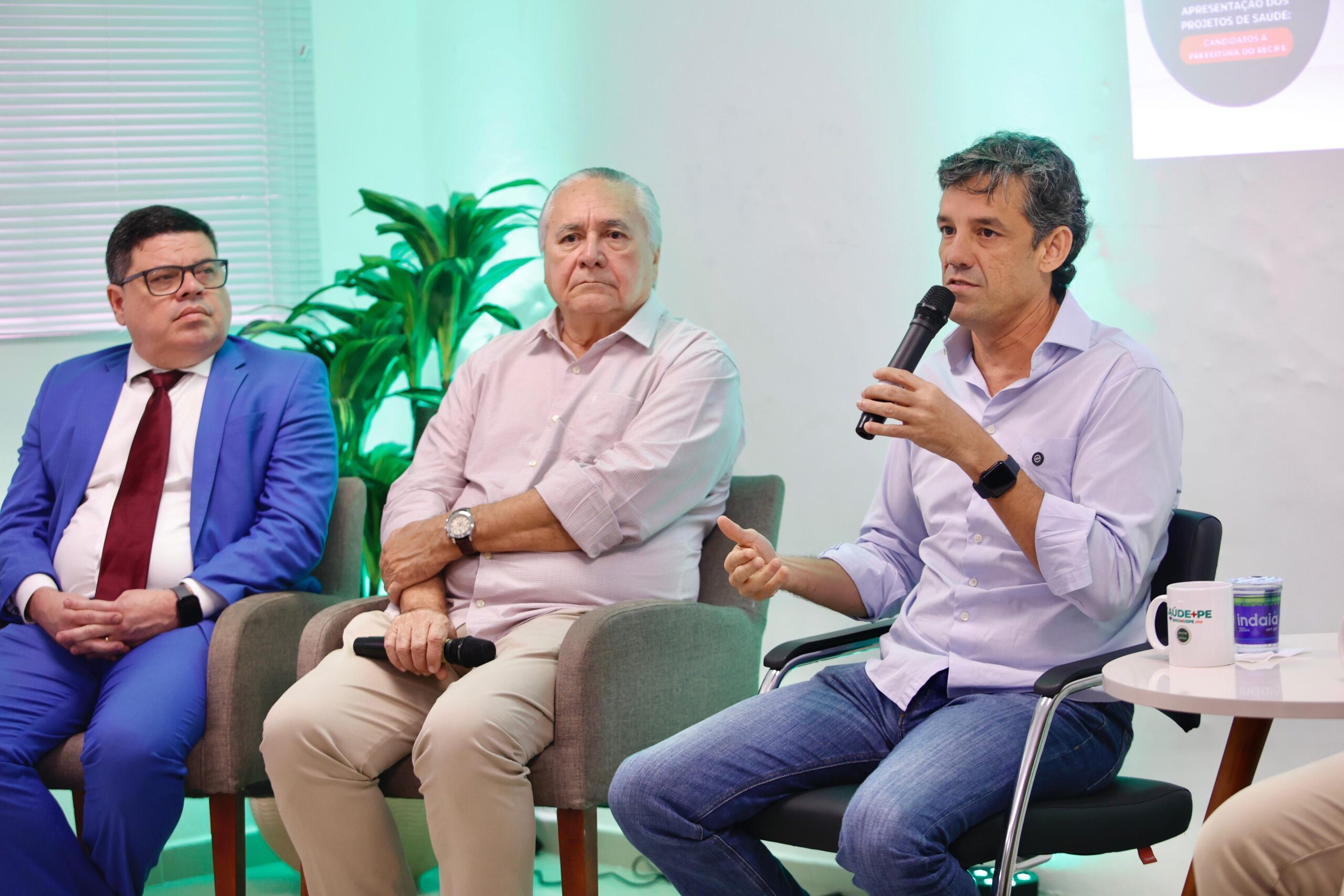 Daniel propõe implementação da telemedicina na saúde do Recife 