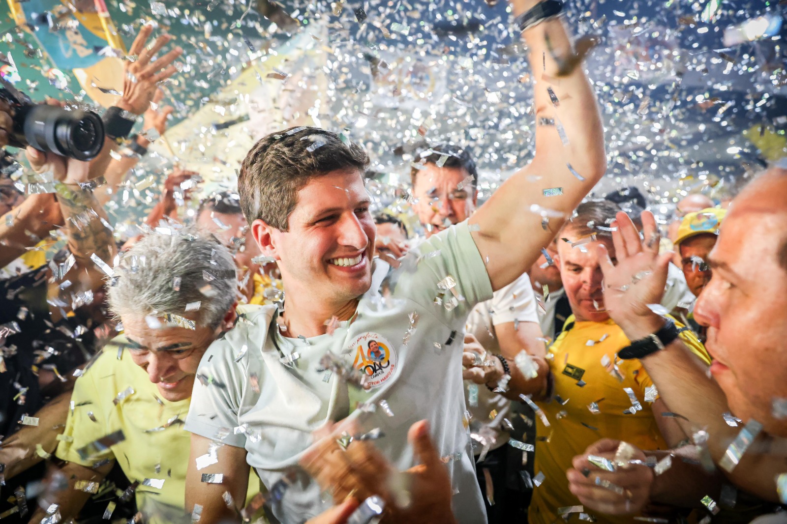 João Campos reúne militância em evento no Clube Internacional