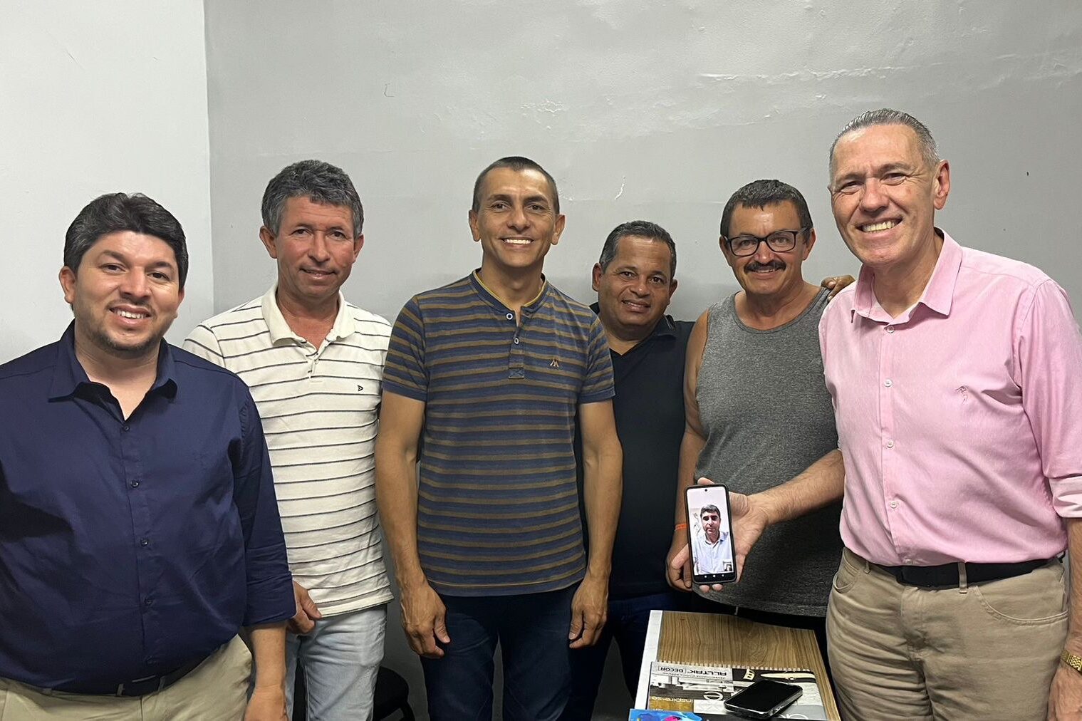 Oposição em Caruaru discute eleição da Mesa Diretora com Ricardo Liberato 