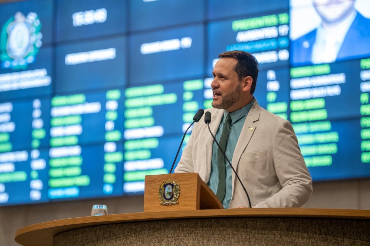 Gilmar quer evitar suicídios e acidentes em locais públicos