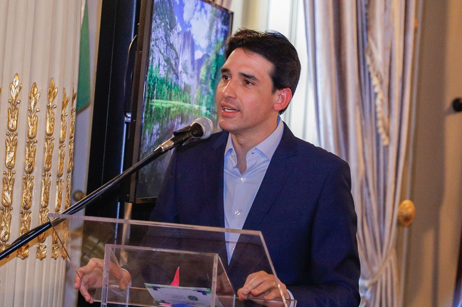 Silvio Costa Filho e Raquel Lyra assinam termo de execução para obras em Suape