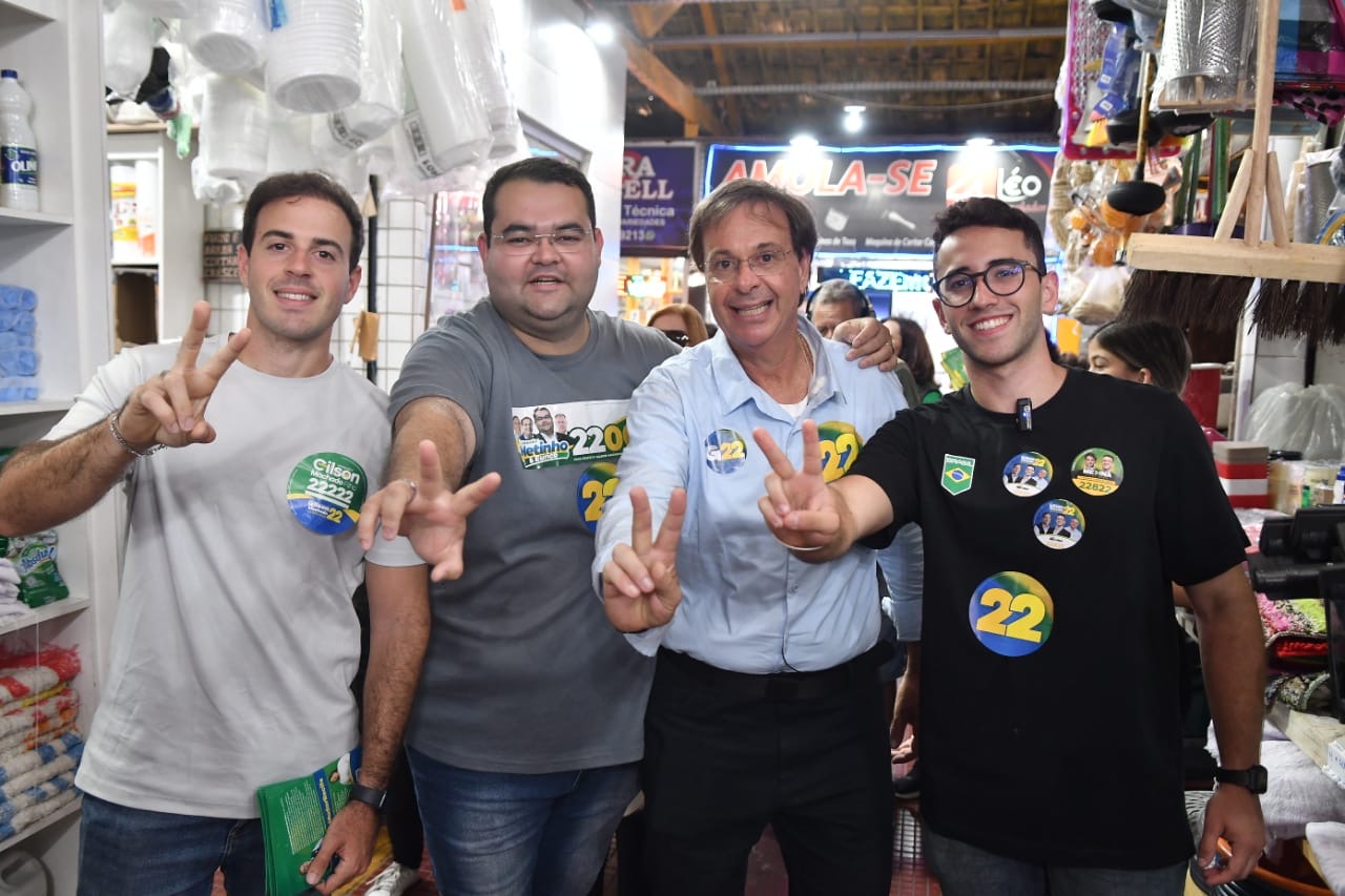 Gilson apresenta propostas em visita ao Mercado de Boa Viagem