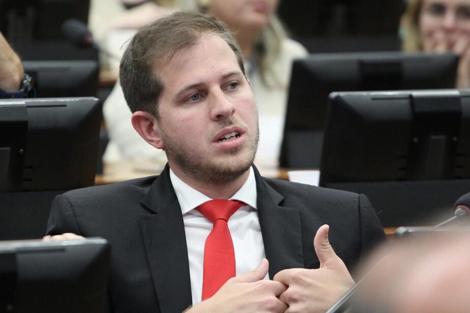 Pedro Campos propõe a criação do Dia Nacional da Saúde Mental