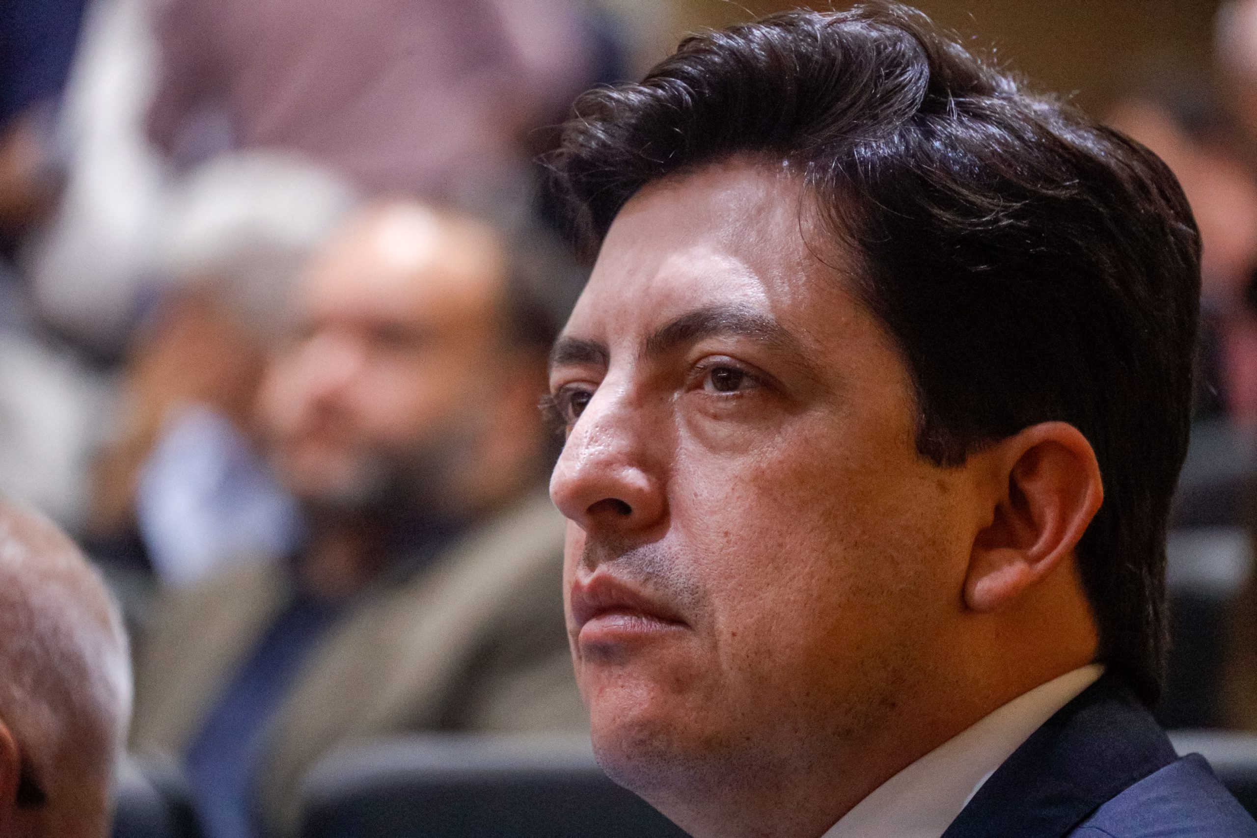 Henrique celebra aprovação de lei para proteger crianças e adolescentes de crimes cibernéticos