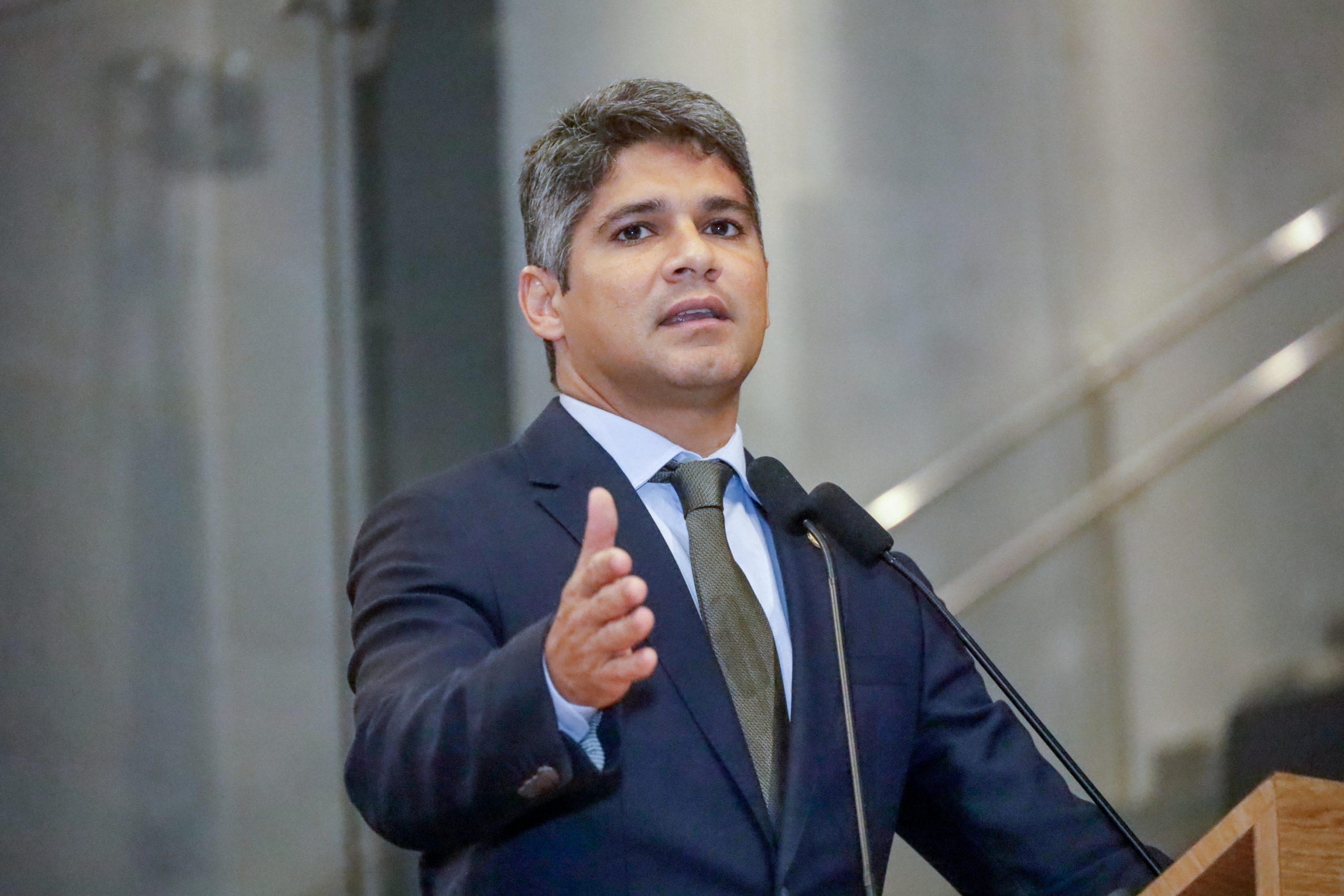 Renato ressalta papel estratégico do PE na Estrada para o estado 