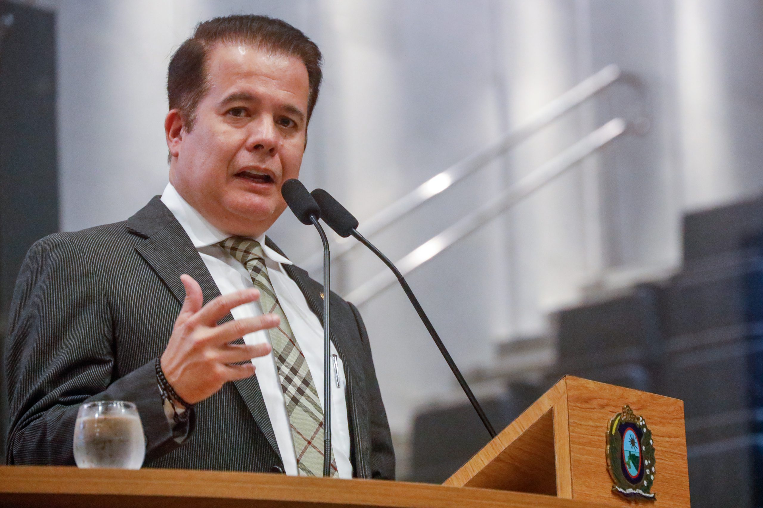 Edson Vieira solicita inclusão de vias do Agreste no PE na Estrada