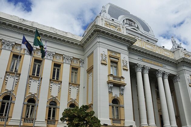 Advogado aliado de Zanella consegue vitória no TJPE