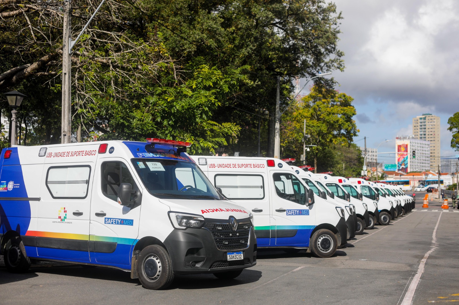 Estado reforça frota de ambulâncias para 15 hospitais de todas as regionais de saúde