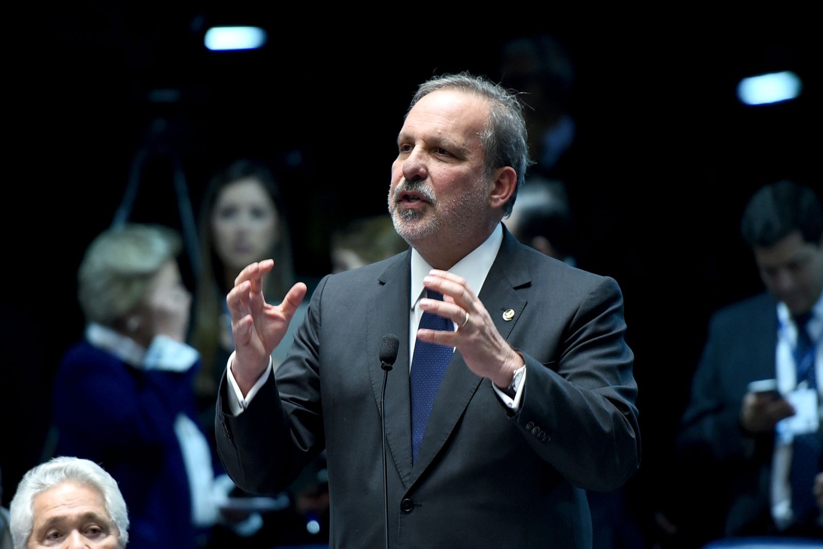 Armando avalia crescimento do Podemos e PSDB em Pernambuco 