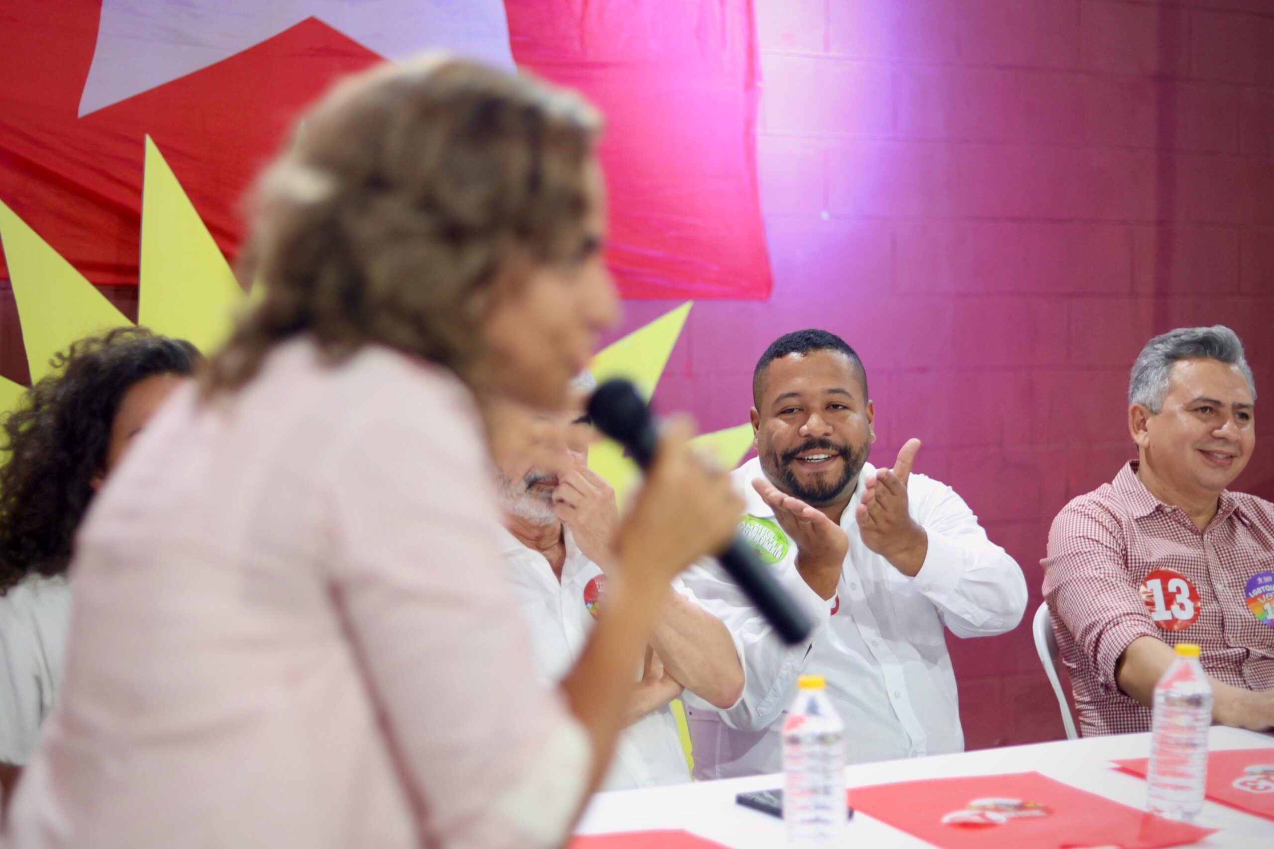 Eugênia se engaja na campanha de Vinicius Castello em Olinda 