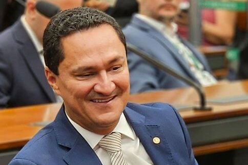 Proposta de André Ferreira é aprovada em comissão e exames para detecção de doenças raras podem ficar disponíveis no SUS