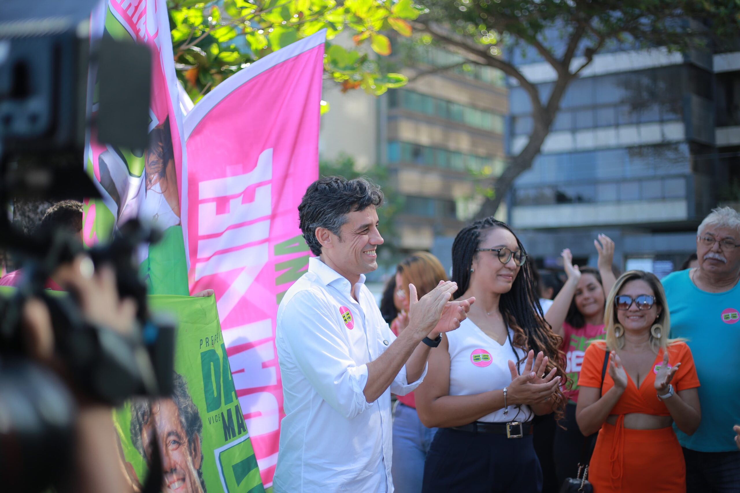 Daniel propõe PPP para ampliação da faixa de areia da orla de Boa Viagem