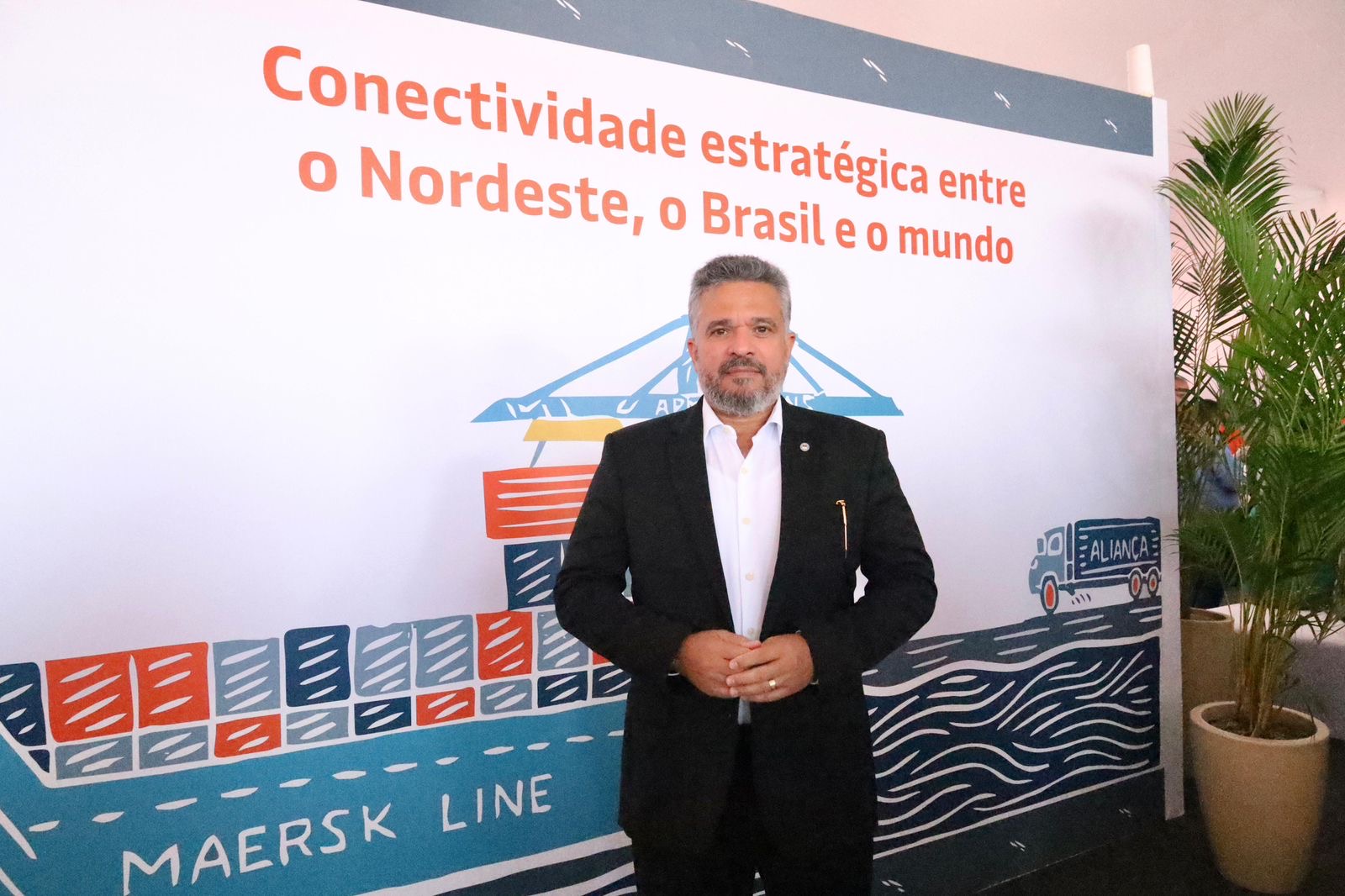 Brigido destaca desenvolvimento e sustentabilidade no Porto de Suape