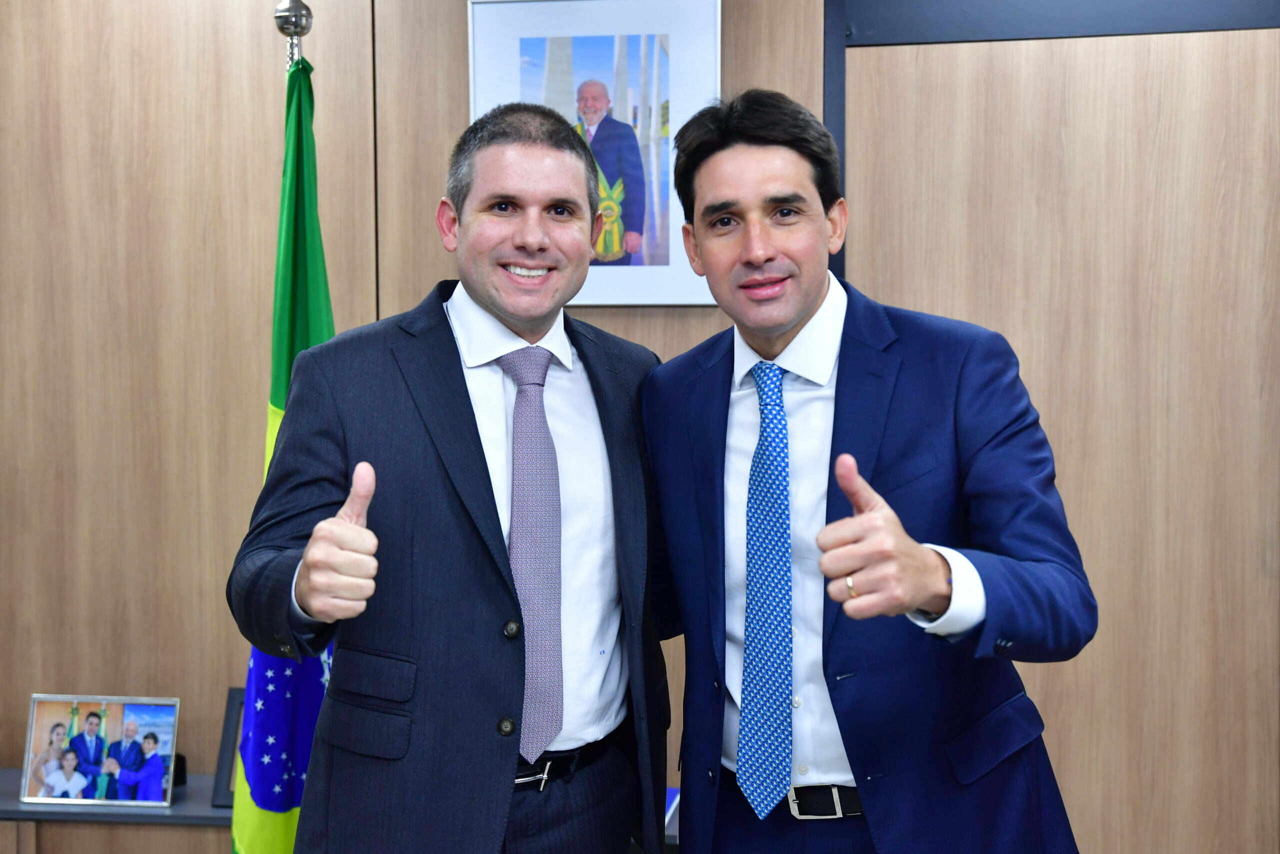 Ascensão de Hugo Motta fortalece projeto de Silvio Costa Filho em PE