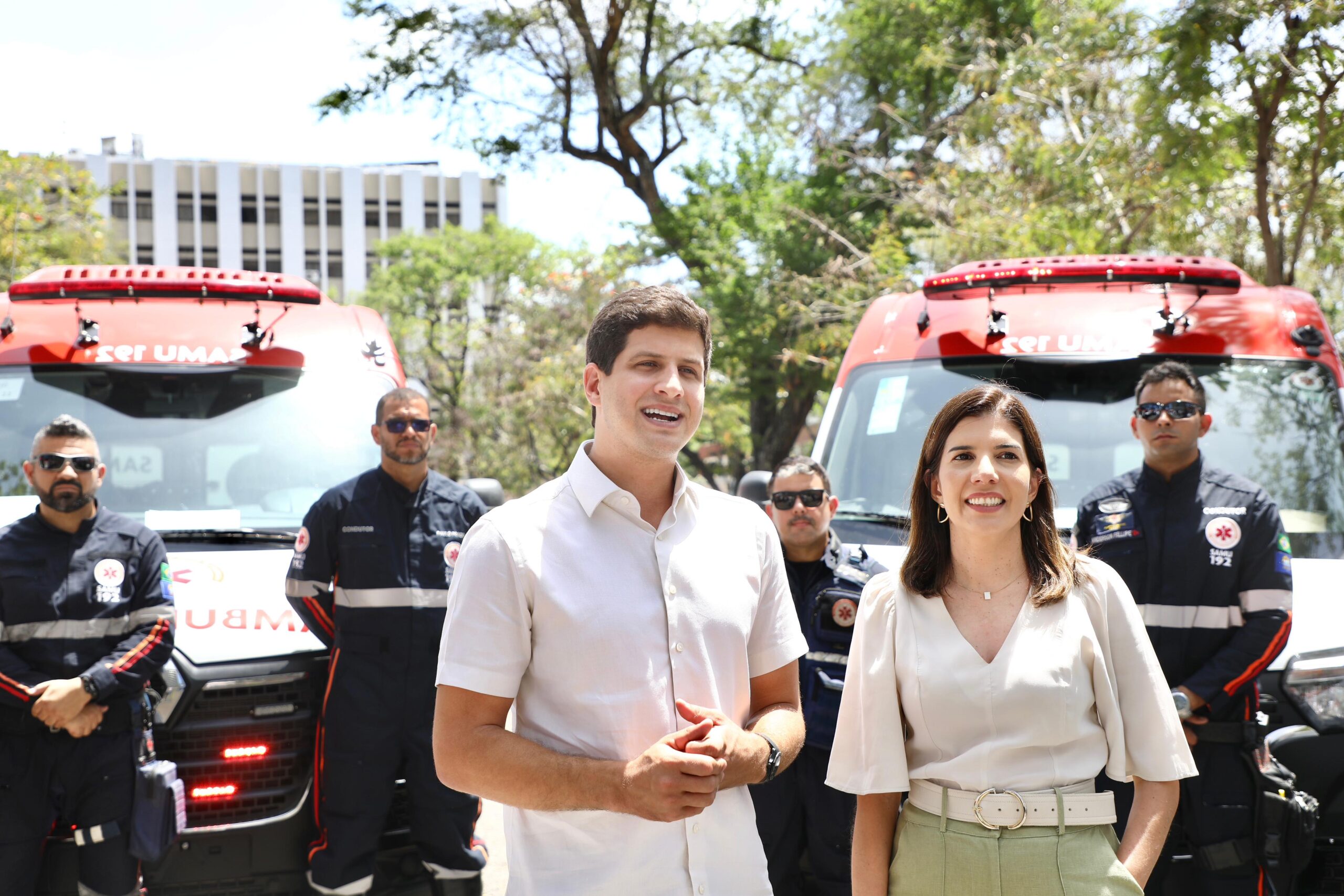 Recife recebe nove ambulâncias para o Samu 192