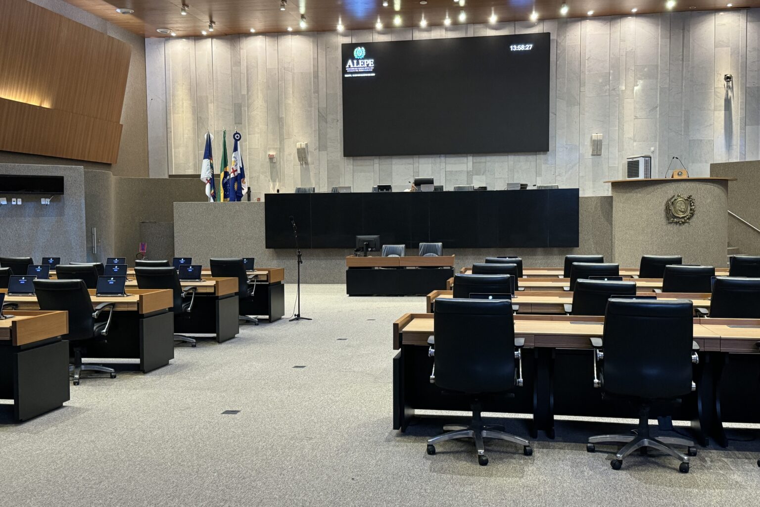 Clima de calmaria pode virar tempestade