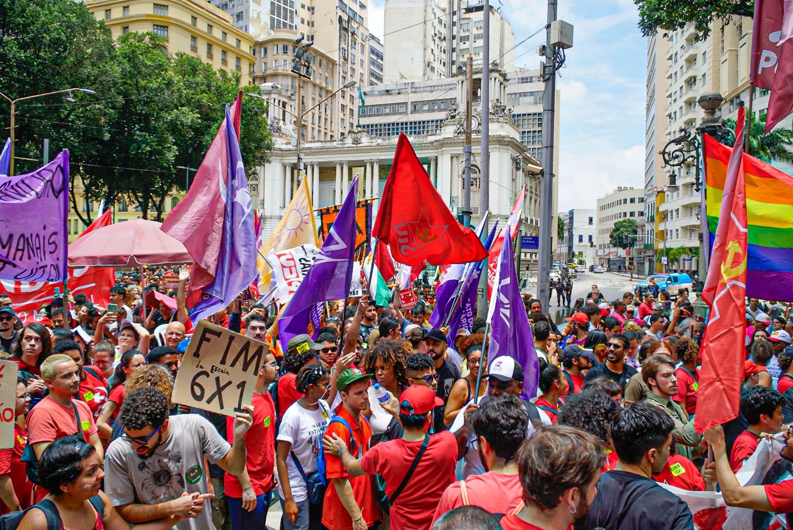No Rio de Janeiro, Rosa Amorim participa de ato contra a escala 6×1