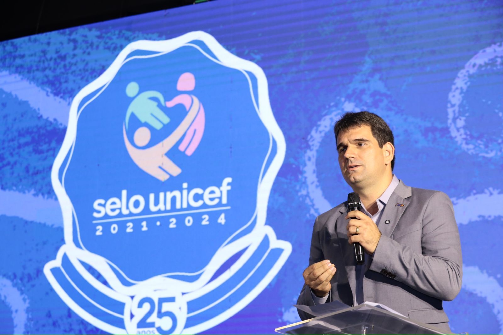 Marcelo Gouveia parabeniza prefeitos pela conquista do Selo Unicef