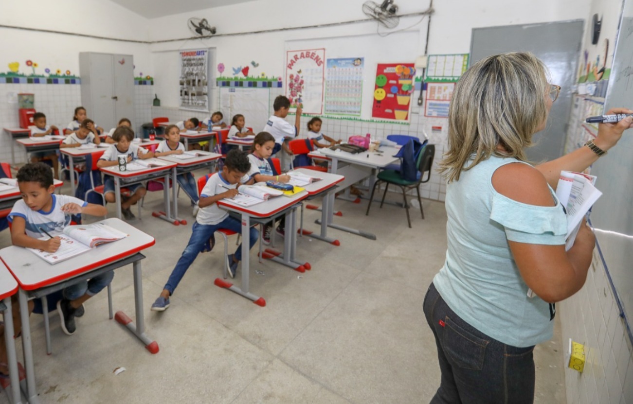 Prefeitura do Jaboatão convoca 128 novos professores