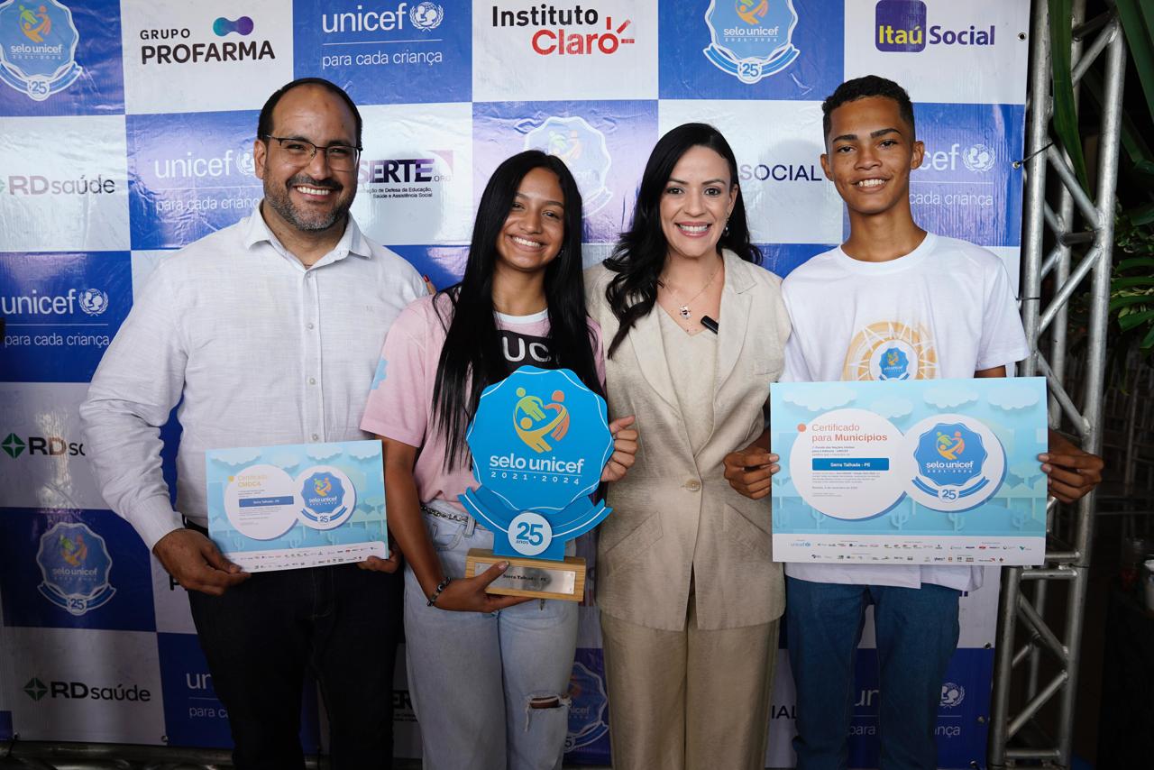 Serra recebe Selo Unicef pelo fortalecimento dos direitos da criança e adolescente