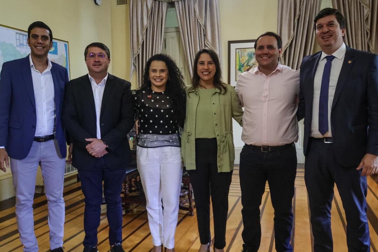 Joãozinho se reúne com Raquel e prefeitos aliados para tratar sobre demandas