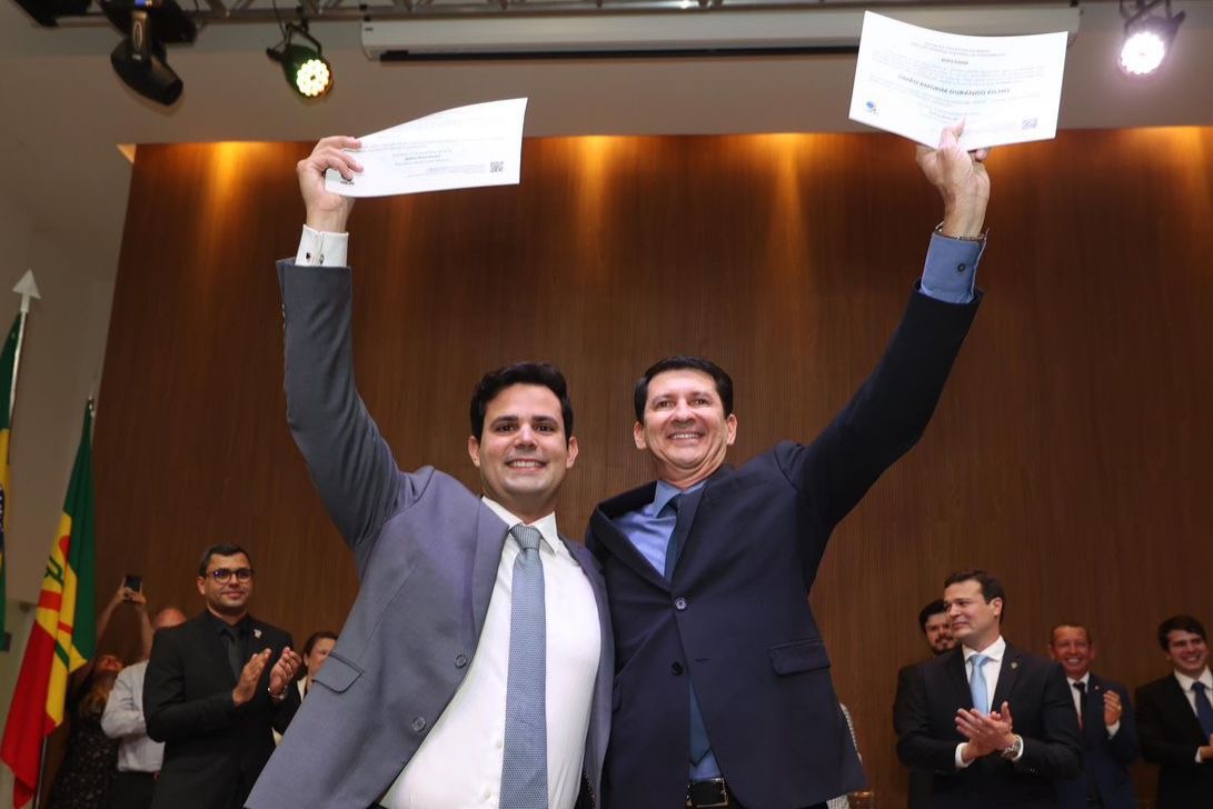 Diplomado, Simão afirma que ampliará investimentos na periferia e zona rural