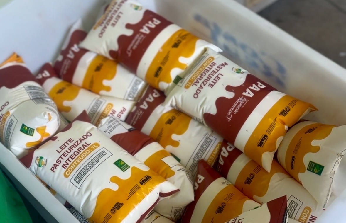 Agrestina fecha parceria com PAA Leite e beneficia mais de 264 famílias 