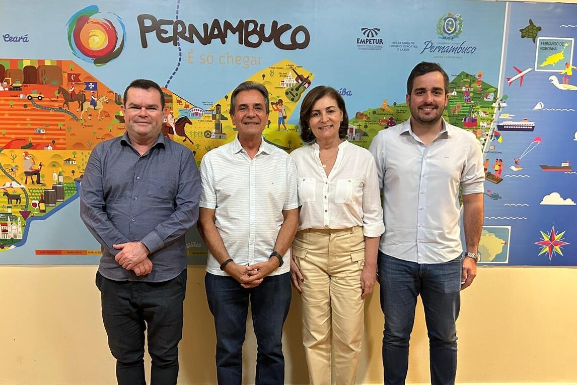 Ações emergenciais para o litoral ipojucano na pauta de Carlos Santana