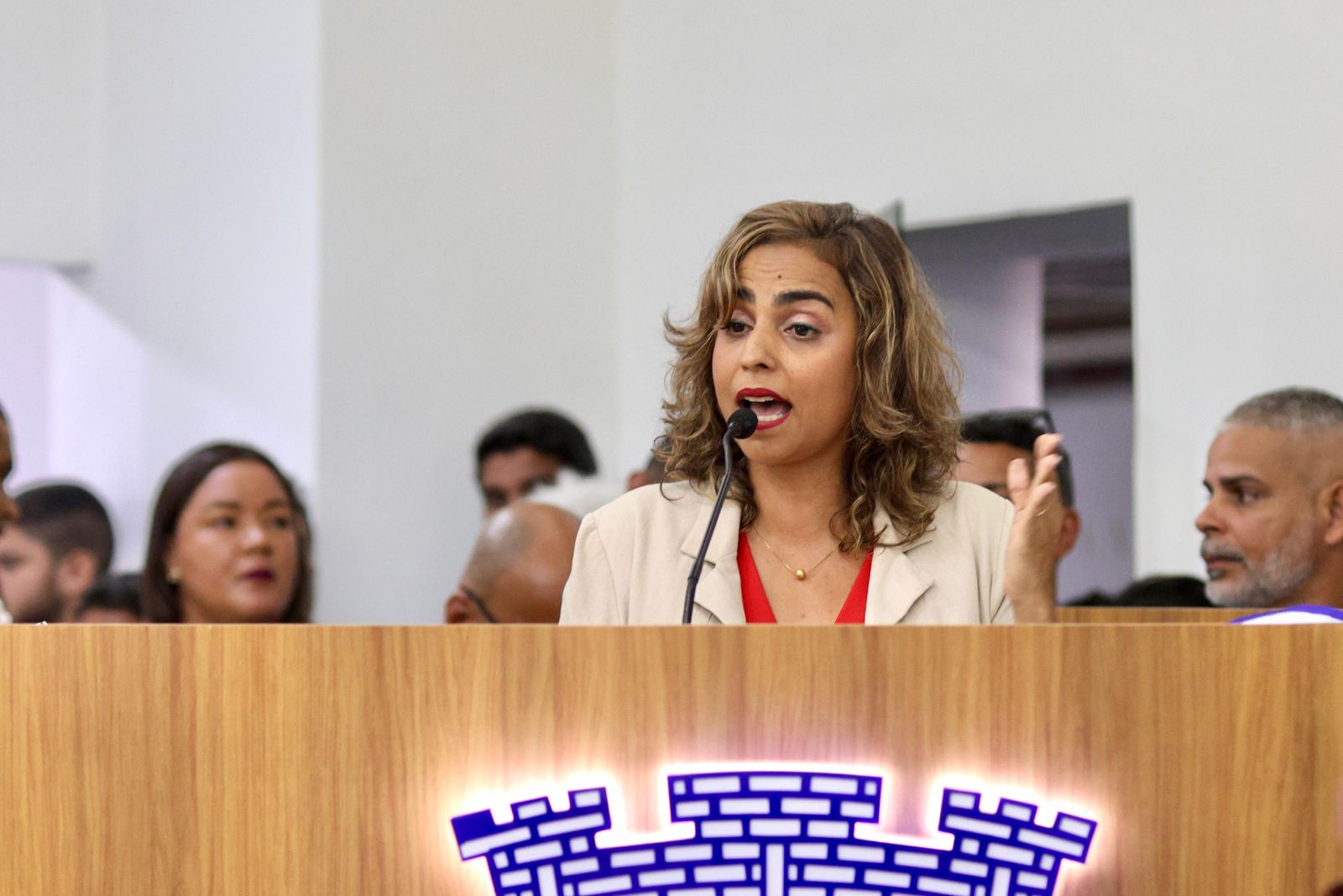 Eugênia propõe fortalecer a conexão entre Câmara de Olinda e a população