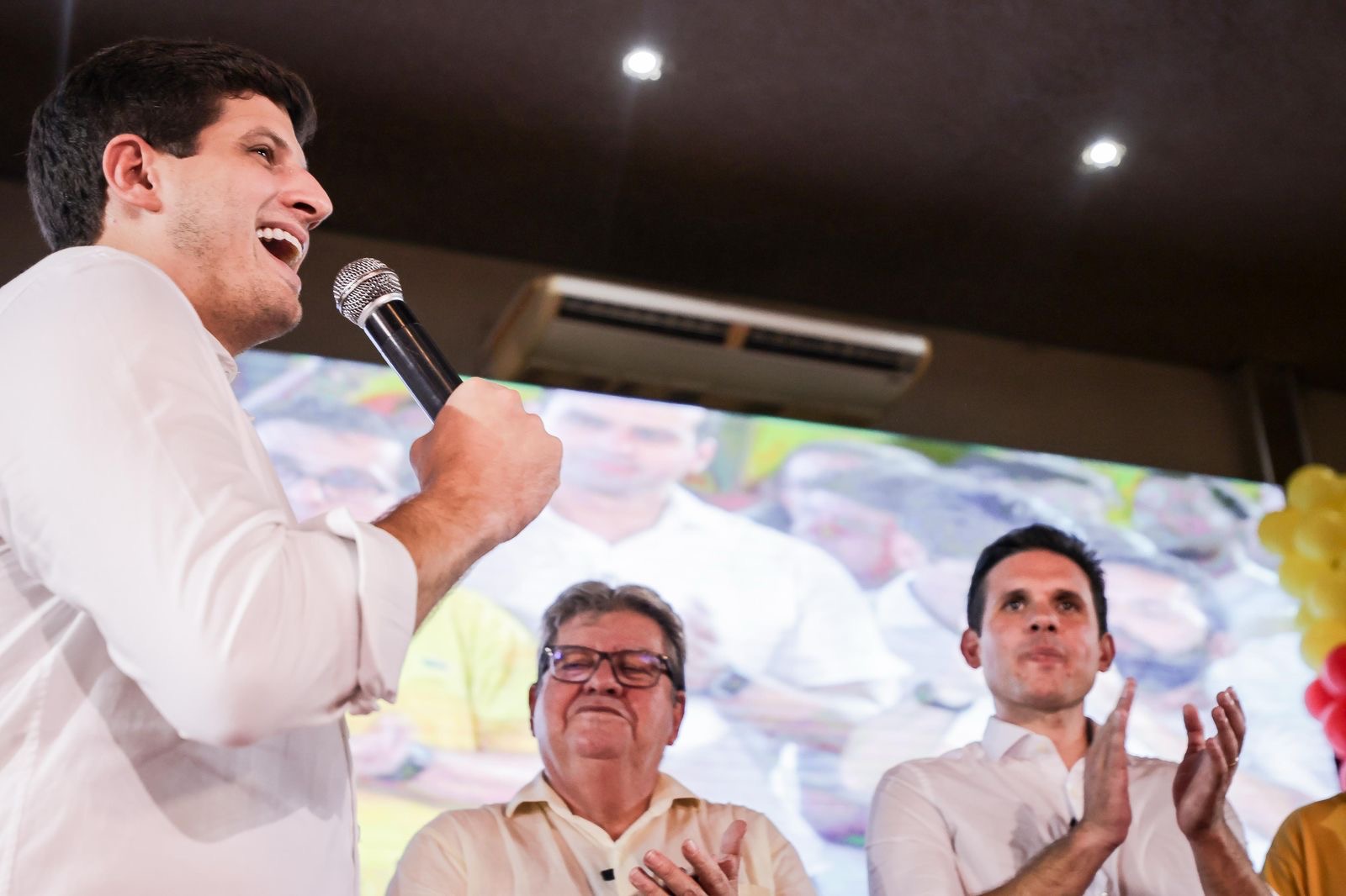 João Campos é destaque no congresso do PSB na Paraíba