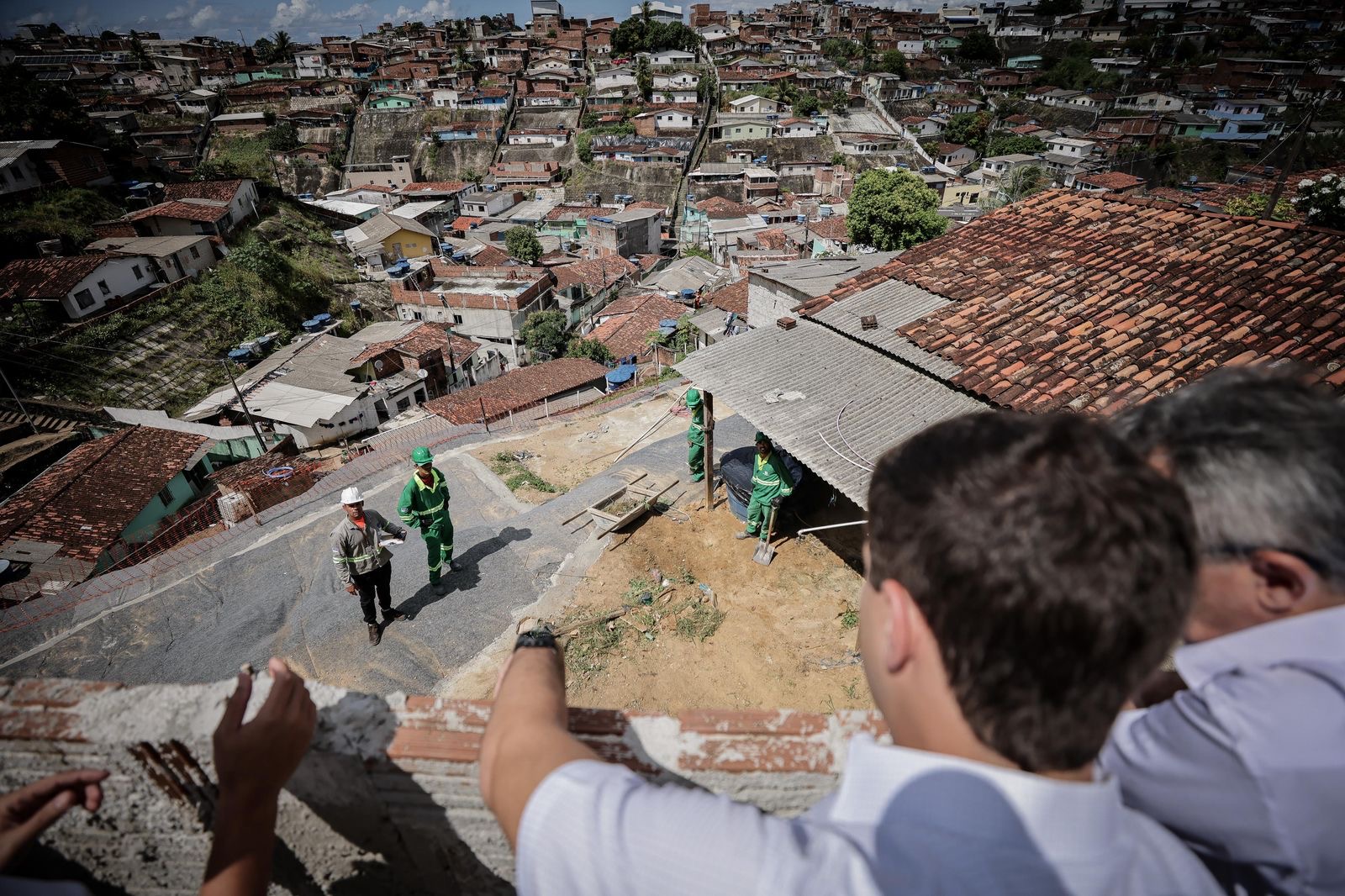 Recife entrega obra e amplia proteção contra fortes chuvas no Córrego do Joaquim