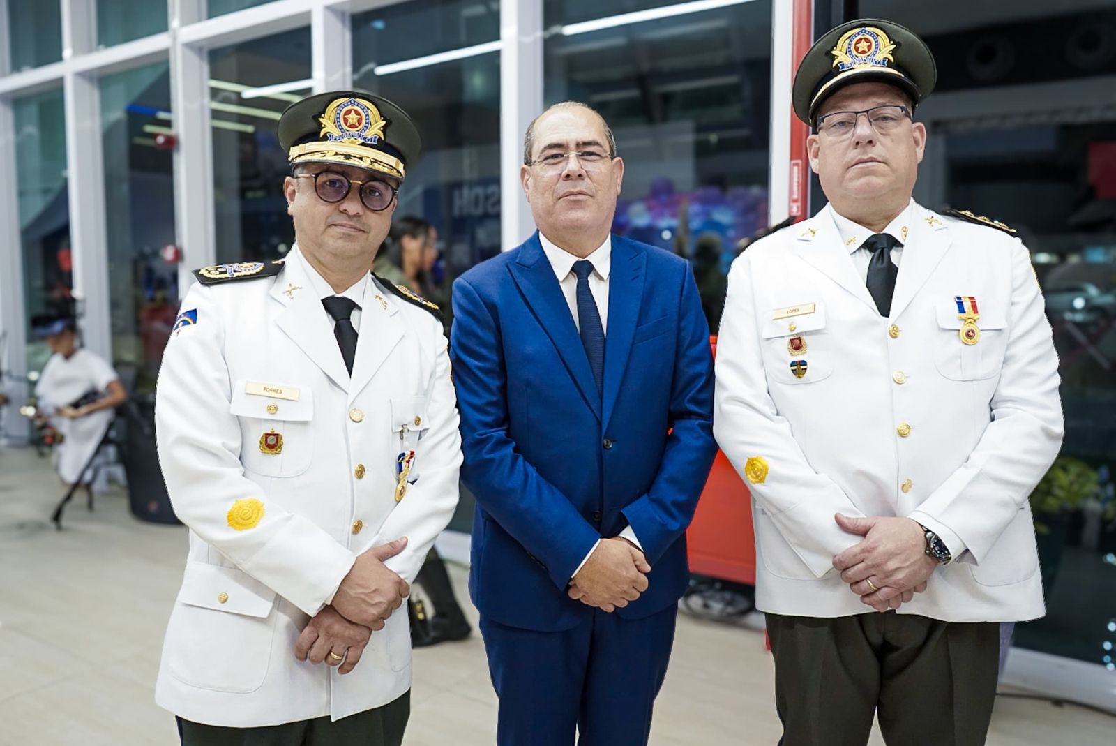 Mano prestigia celebração do bicentenário da PMPE