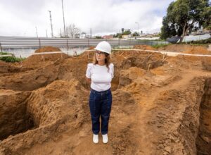 Débora vistoria novo IML de Garanhuns e cobra rapidez na entrega