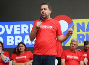 Boulos desembarca com programa do Governo Federal em Pernambuco