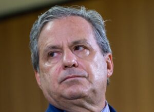 Tadeu Alencar expõe fissuras que culminaram na sua saída do ministério