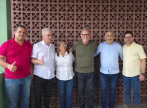 Álvaro Porto recebe apoio de ex-prefeito, vereadores e lideranças de Pombos