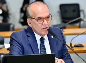 Dueire formaliza tramitação final de proposta sobre piso nacional de fisioterapeutas