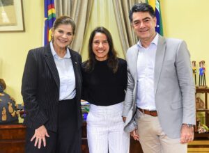 Socorro e Raimundo Pimentel celebram edital para obras da VPE-700