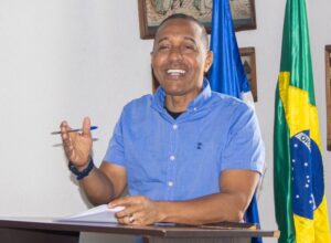 Comissão da Câmara de Olinda opina pela rejeição das contas de Lupércio de 2021