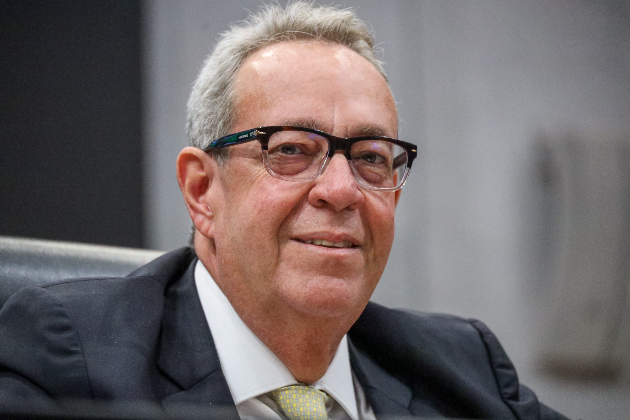 Álvaro pede que Raquel envie novo projeto para remanejar 20% na LOA