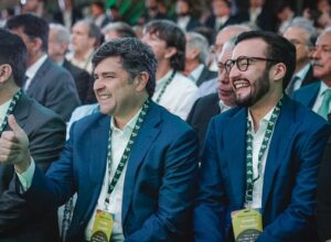 Eduardo e Lula da Fonte apresentam projeto que isenta professores do Imposto de Renda