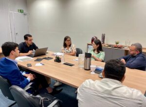 Médicos da rede municipal de Caruaru aprovam reajuste de 15% em assembleia do Simepe