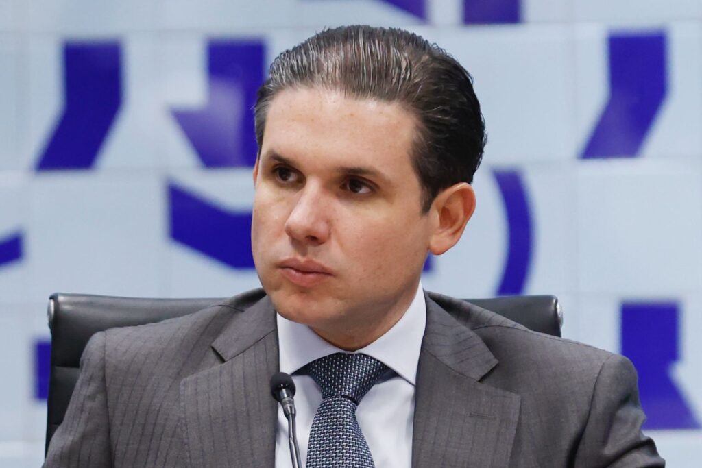 Hugo Motta defende derrubada do veto ao projeto da dosimetria