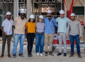 Débora visita obras de construção da Maternidade de Garanhuns