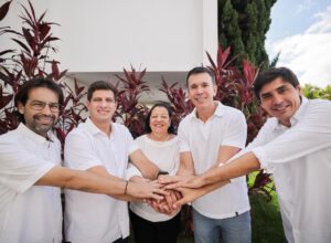 Em Arcoverde, João Campos prestigia 22ª Festa da Divina Misericórdia