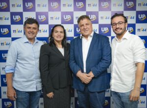 Michele Collins vai encarar nova disputa para deputada federal