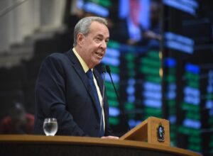 Álvaro Porto propõe medidas de suporte à população após chuvas em Pernambuco
