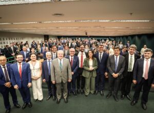Em Brasília, Raquel Lyra reforça parceria com prefeitos e bancada federal