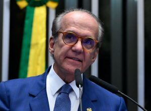 Dueire relata projeto no Senado que atualiza piso de médicos e dentistas