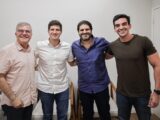 Ex-prefeito Jorge Alexandre oficializa apoio a João Campos